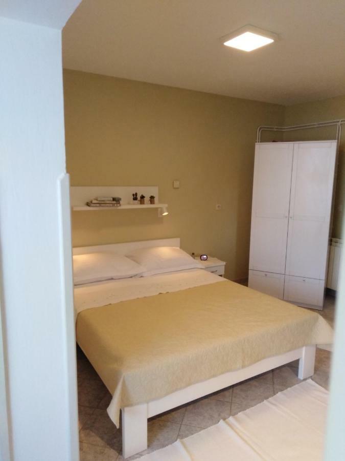 Apartments Anica Pula Extérieur photo